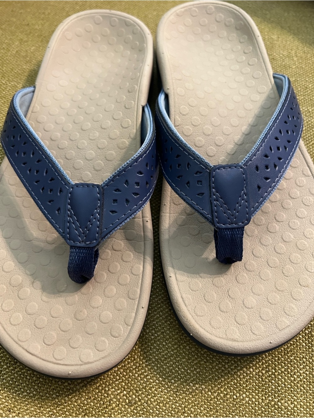 Vionic Casandra Blue Laser Cut Orthotic Toe Post Flip Flop Sandals